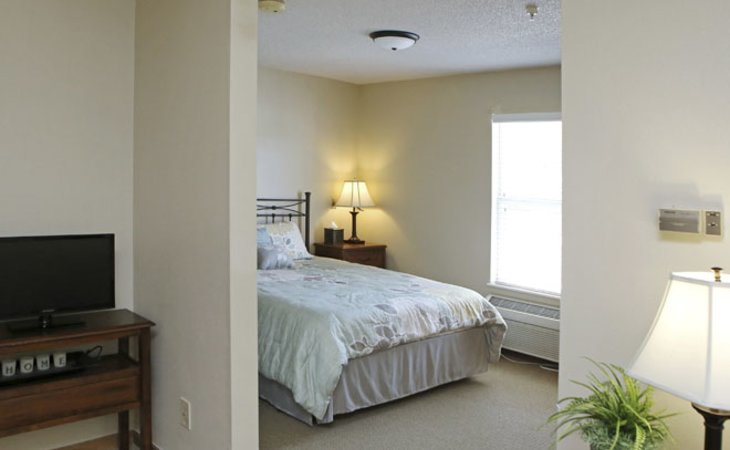 brookdale-derby-67037-70632_9