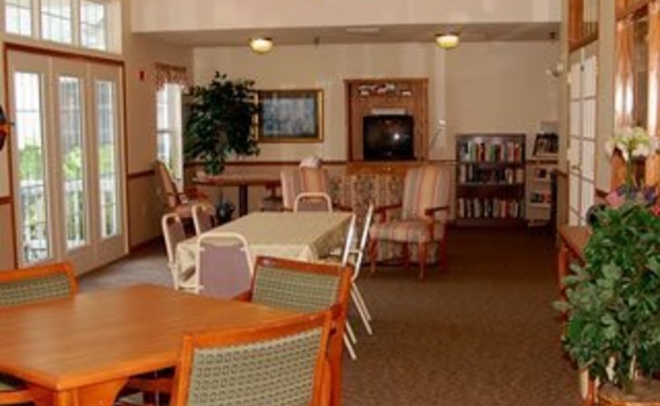 brookdale-w-arlington-boulevard-27834-70639_10