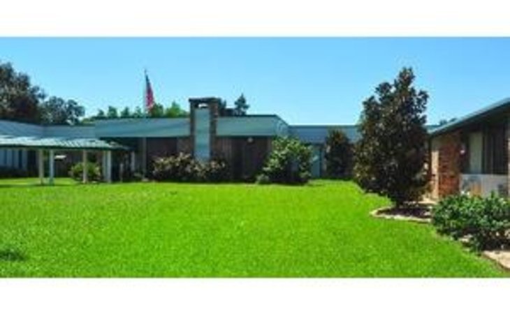 river-oaks-retirement-manor-70501