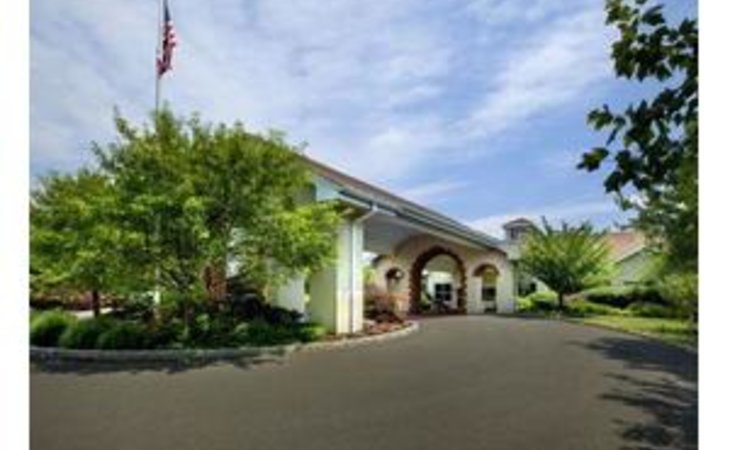 brittany-pointe-estates-19446-7493_1