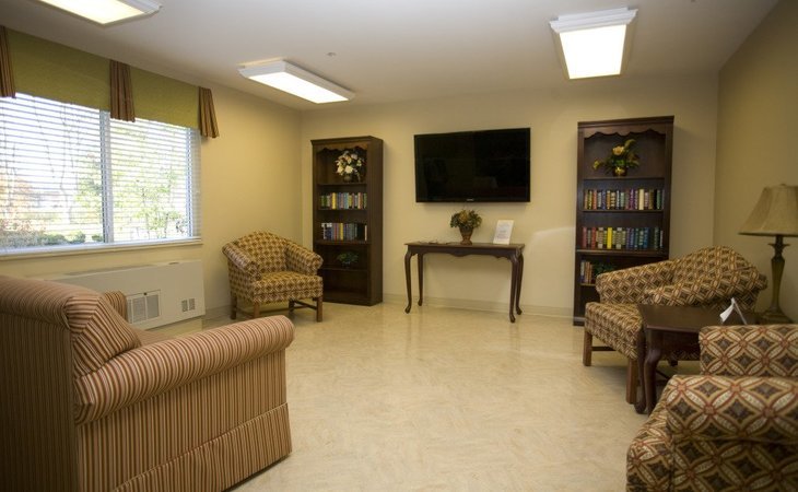 sellersburg-healthcare-center-47172-7802_4