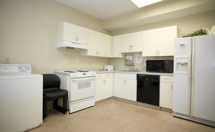 sellersburg-healthcare-center-47172-7802_5