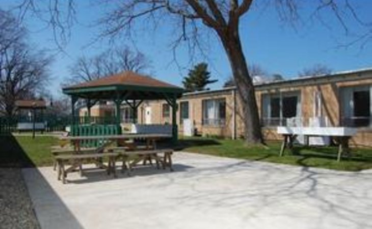 golden-livingcenter-laporte-46350