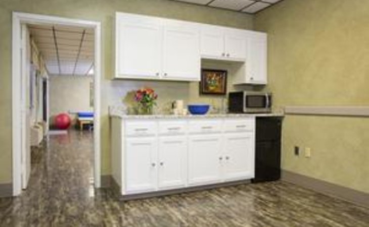 stella-manor-nursing-and-rehabilitation-center-72801