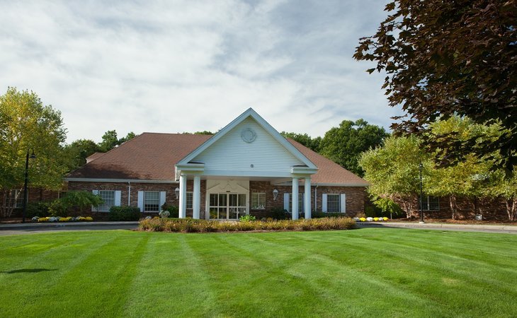 chestnut-hill-of-east-longmeadow-01028-8069_1