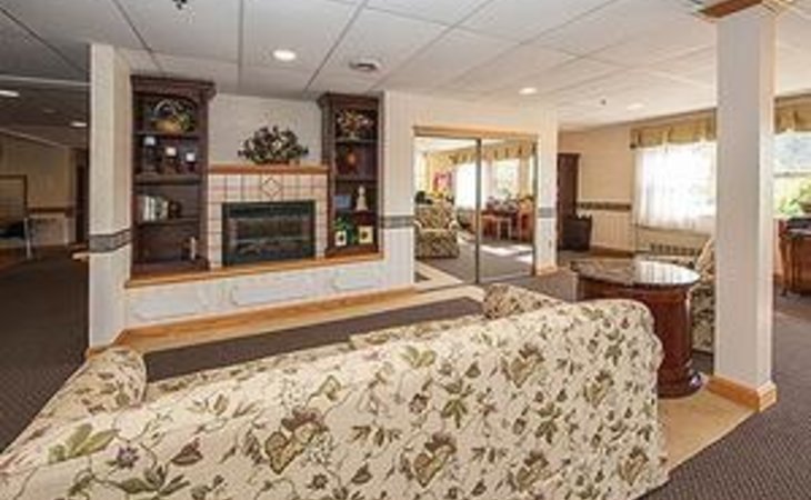 country-club-retirement-center-bellaire-43906