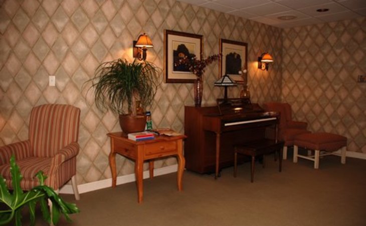 wingate-at-melrose-02176-8569_2