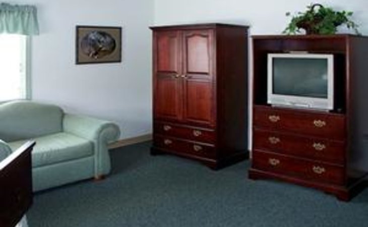 kimes-nursing-rehab-center-45701-8964_8