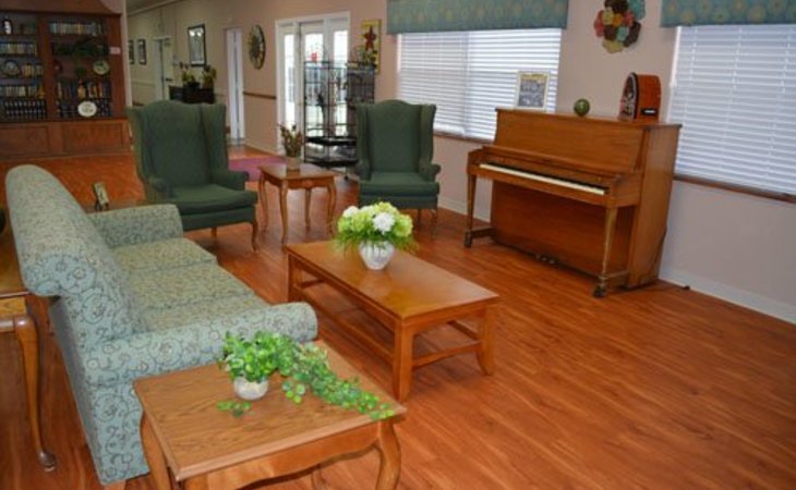 forest-creek-village-46227-9448_7