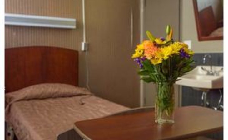 forest-hills-care-center-11375-9604_5