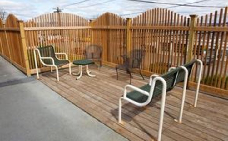 assisted-living-at-northern-riverview-10927-9646_7