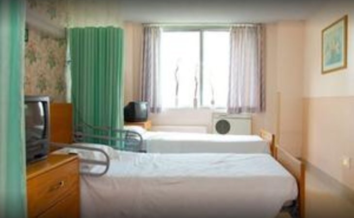 holliswood-care-center-11423