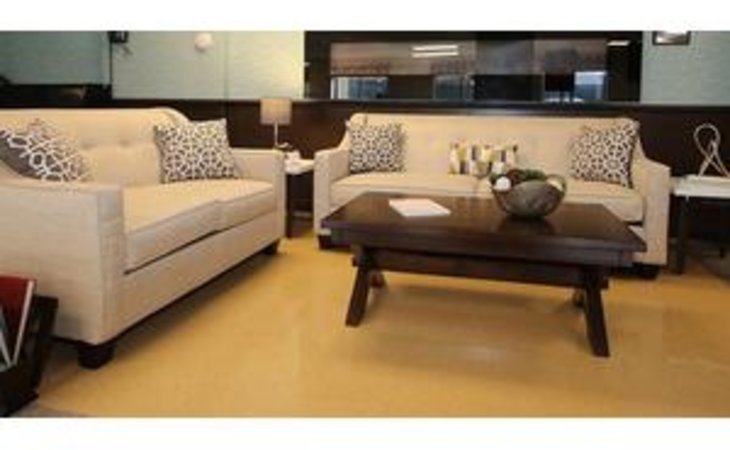 holliswood-care-center-11423-9723_6