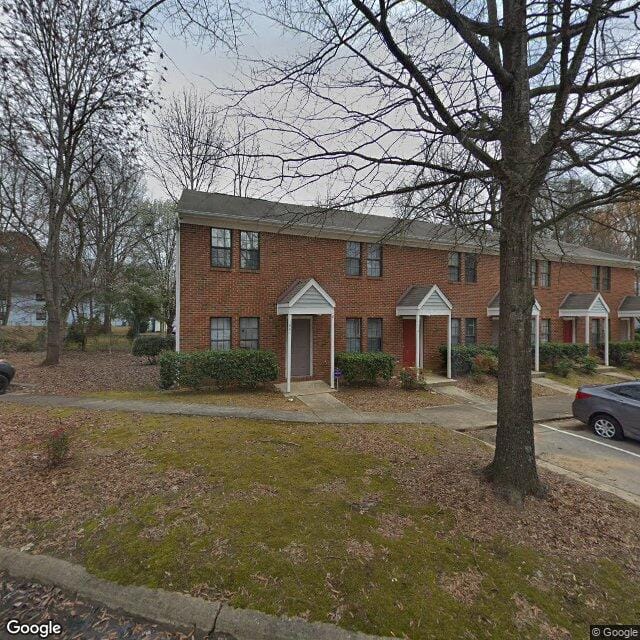 1003 Parkthrough St