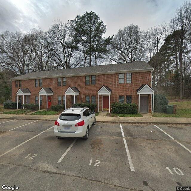 1012 Parkthrough St