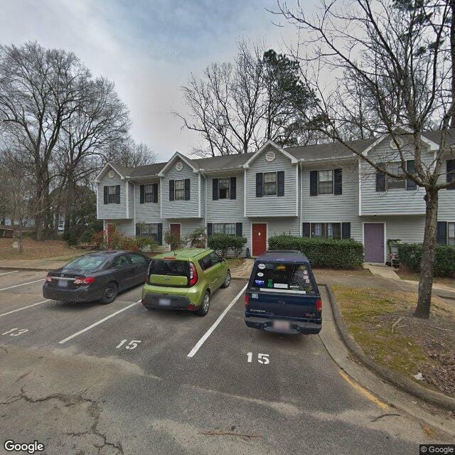 1013 Parkthrough St