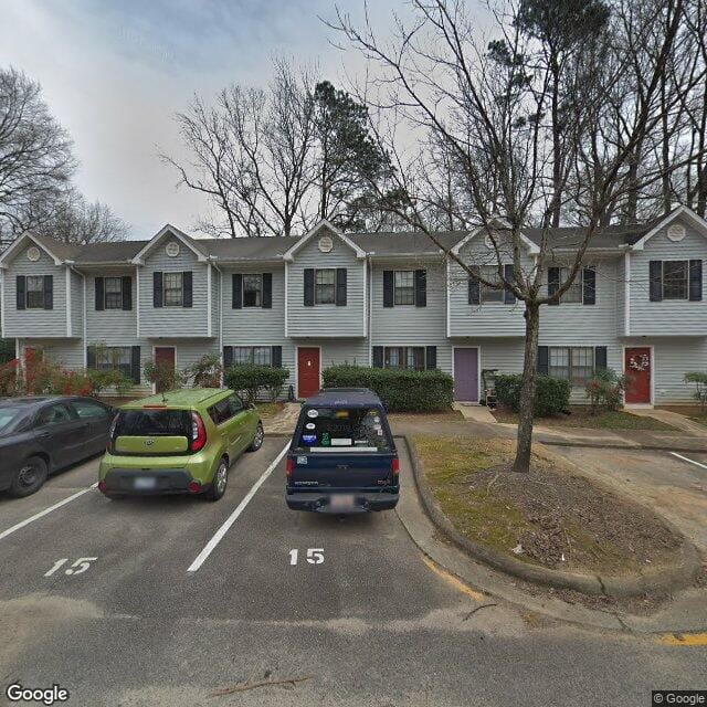 1015 Parkthrough St