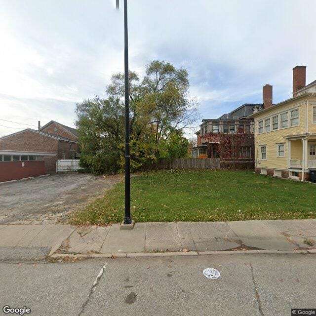 107 S William St