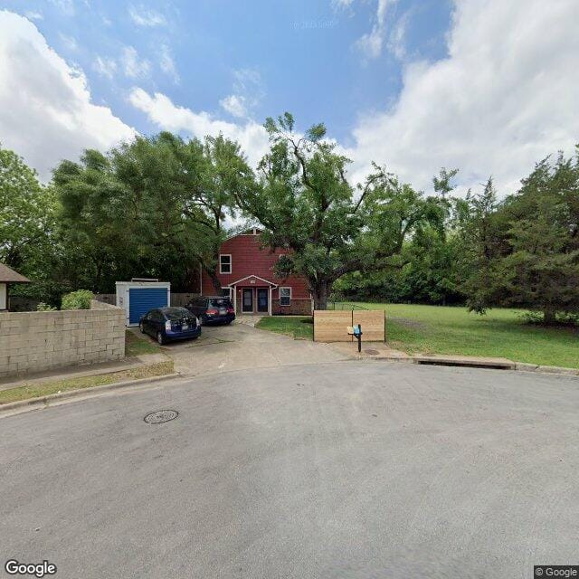 1101 Brookswood Ave