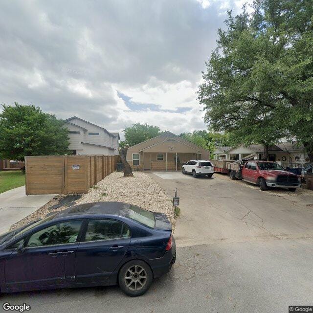 1115 Brookswood Ave