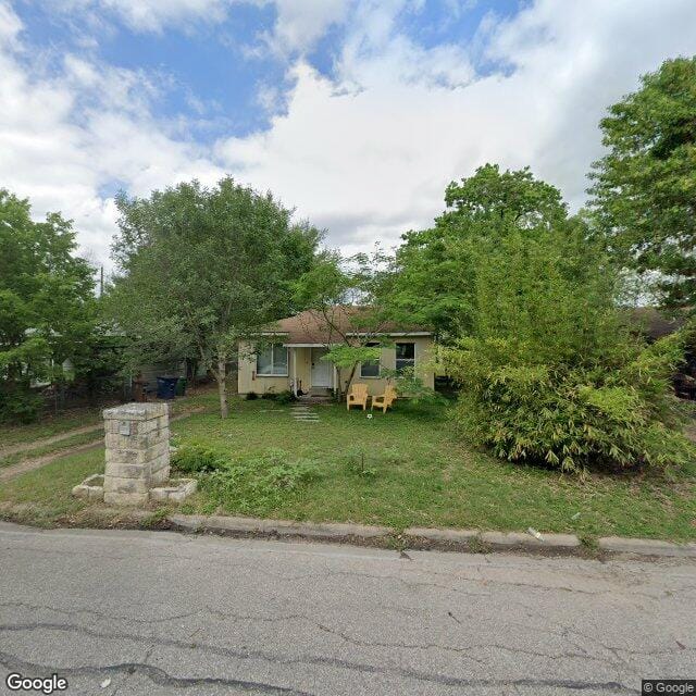 1120 Mark St