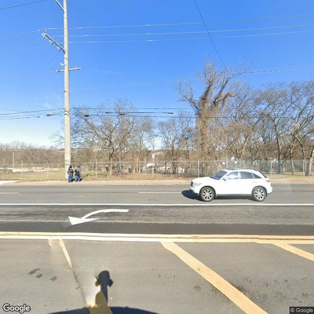 117 W Trinity Ln