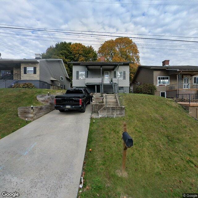118 Newfield Dr