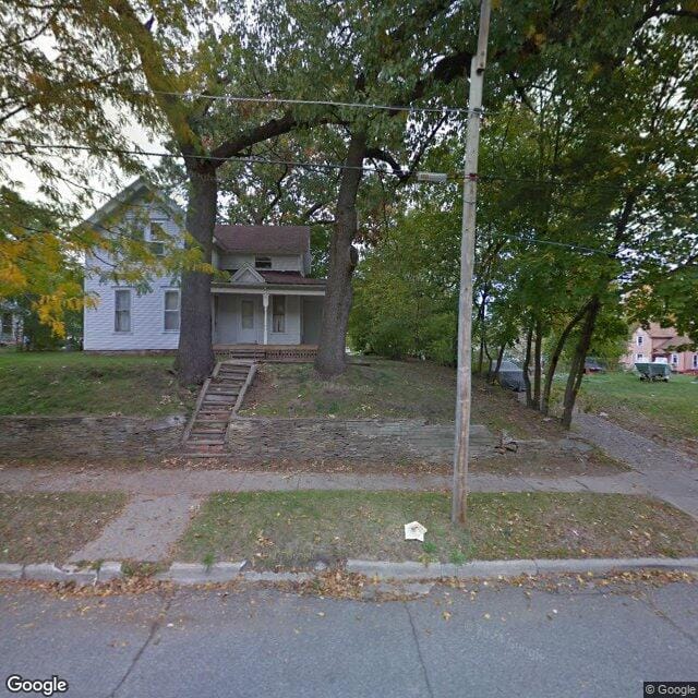 1201 Williams St