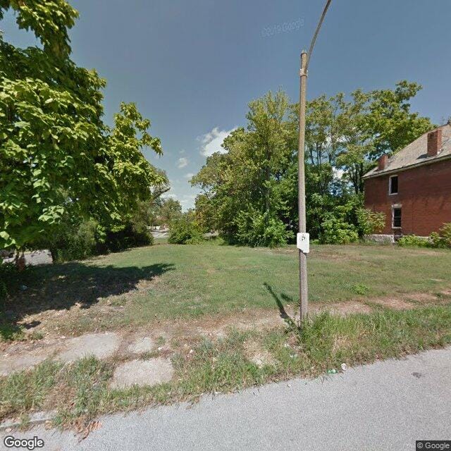 1361 Temple Pl