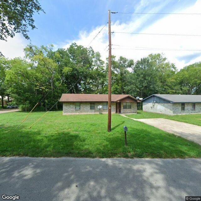 1401 Briarwood Dr
