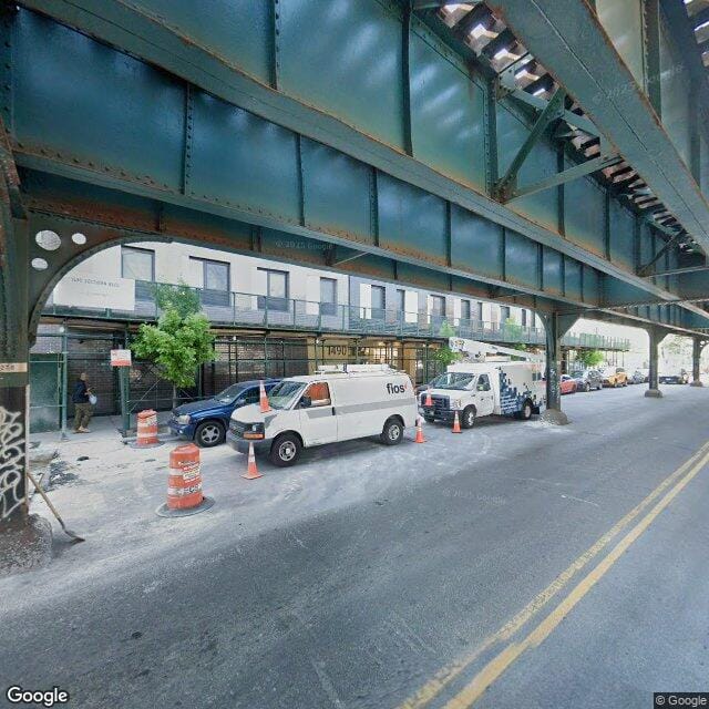 1490 Southern Boulevard (Del Sur)