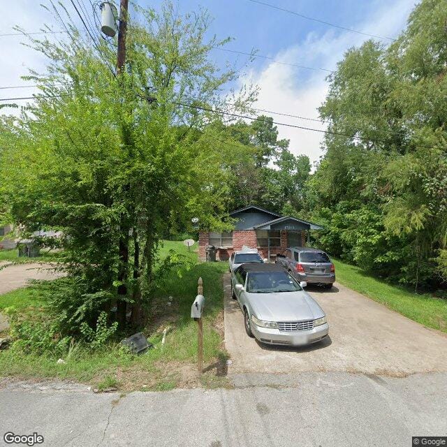 1503 Briarwood Dr