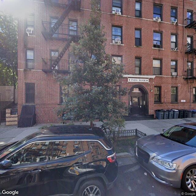 1544 Park Pl