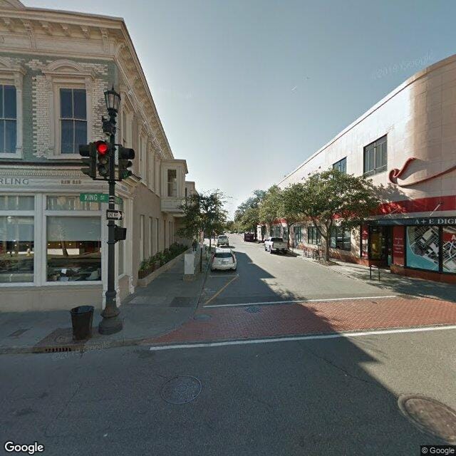 16 1/2 Morris St