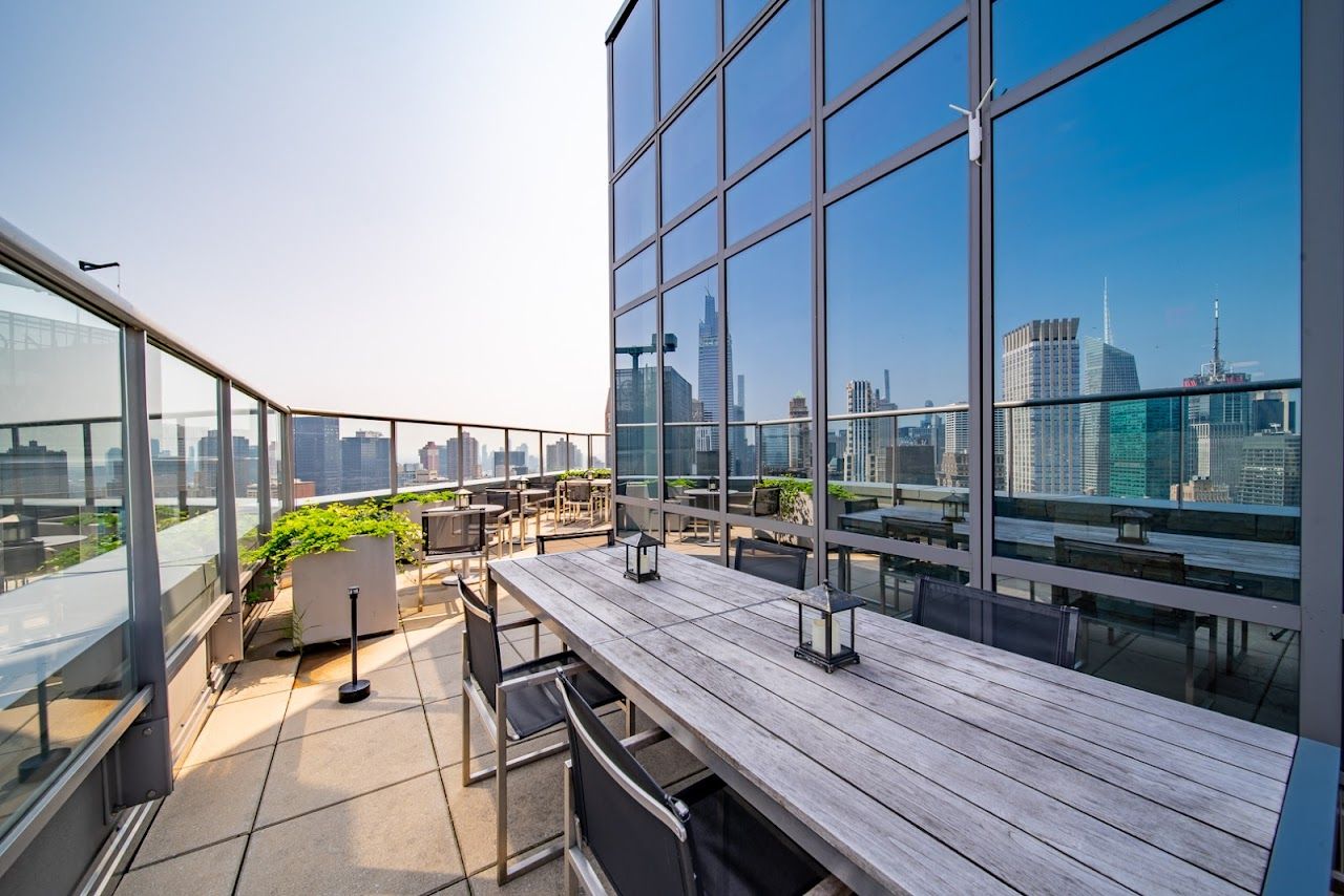 160 Madison Avenue Apartments