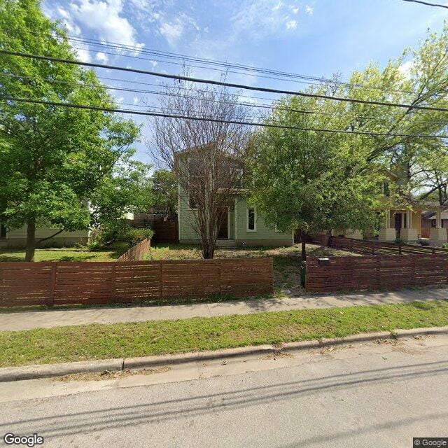 1809 Singleton Ave