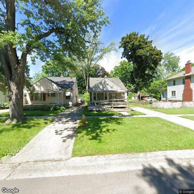 18545 Riverview St
