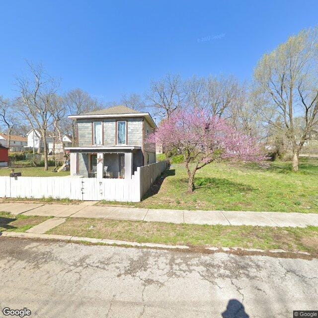 1904 Cypress Ave