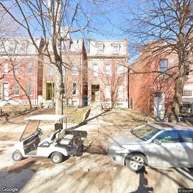 1907 Sidney St