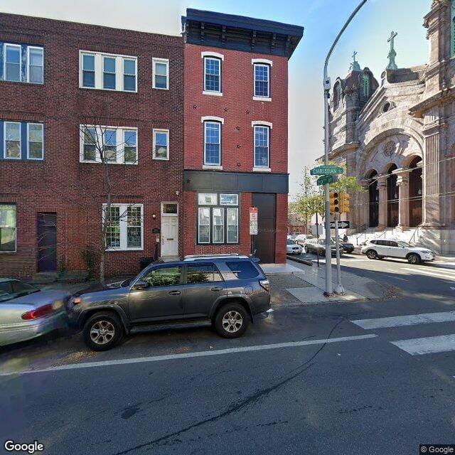 1942 Christian St