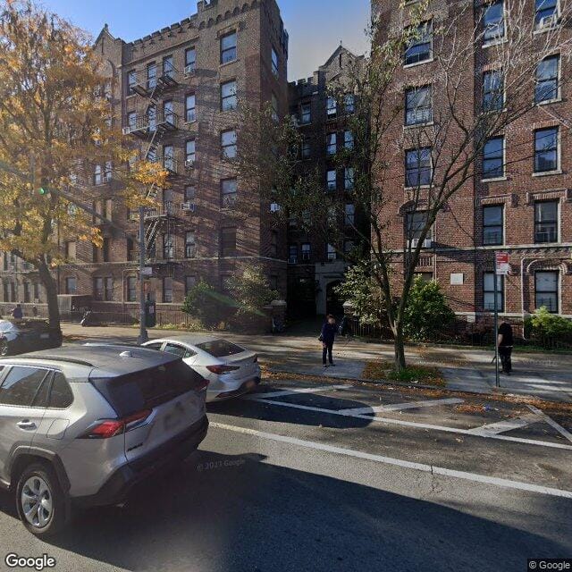 196 Rockaway Pkwy