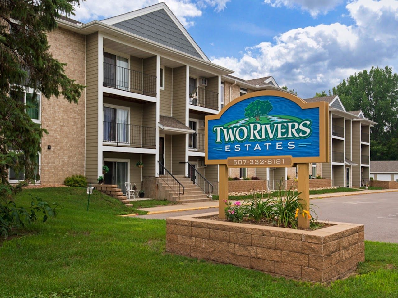 2 Rivers Apartments (Fka Park Ave Apts)