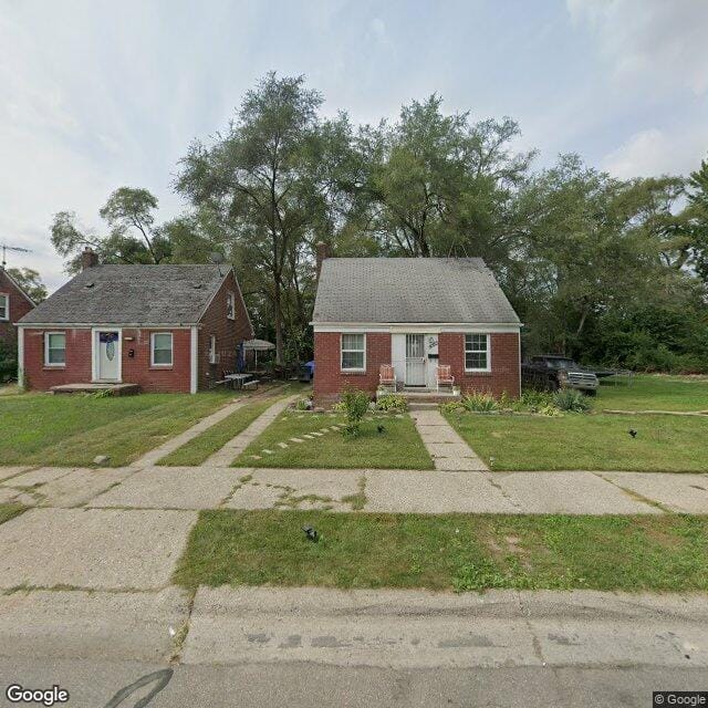 20123 Charest St