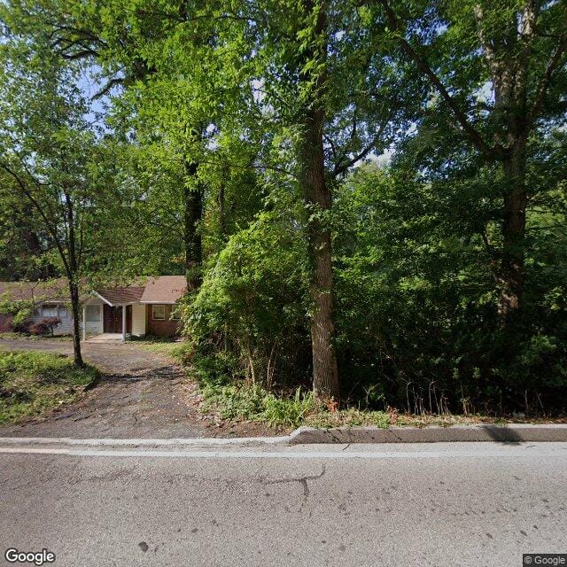 2013 N Geyer Rd