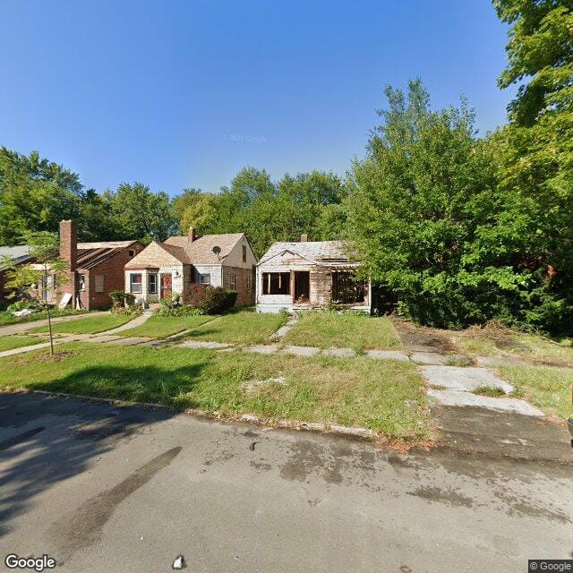 20193 Irvington St