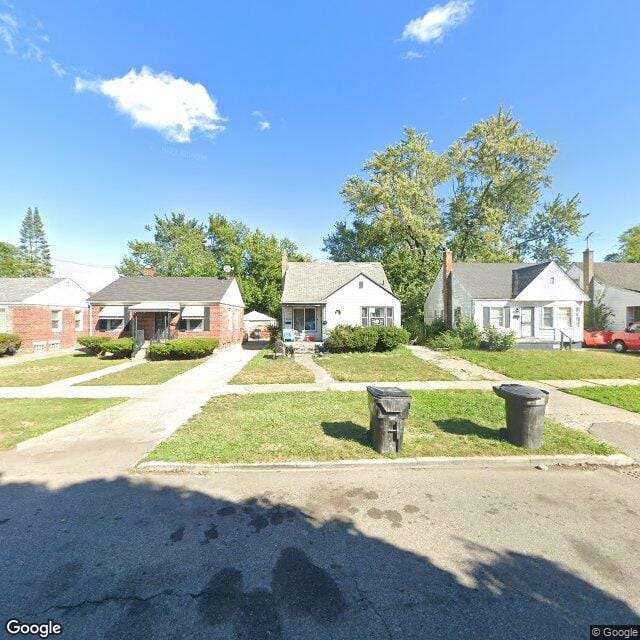 20520 Waltham St