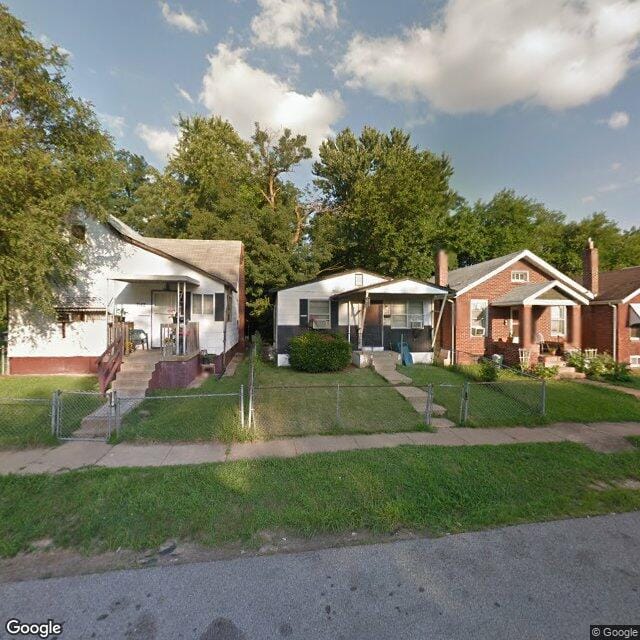 2160 Edmund Ave