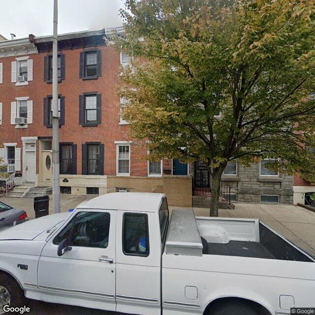 2212 Christian St