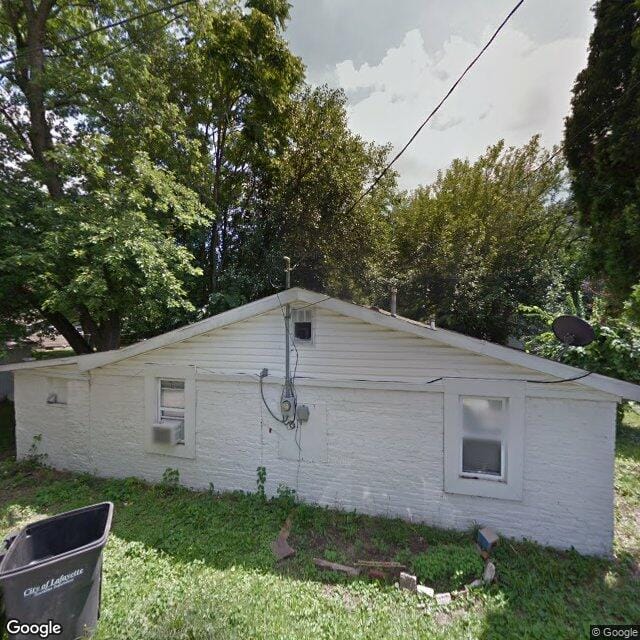 2220 Perrine St