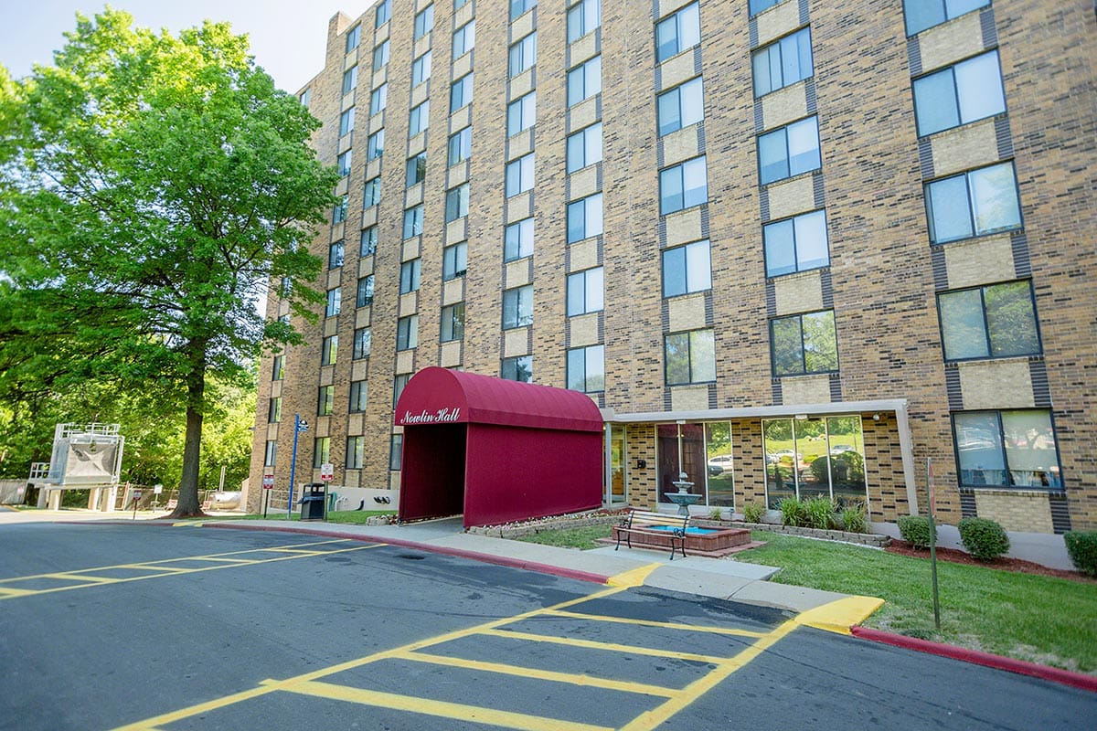 2223 Hardesty Ave